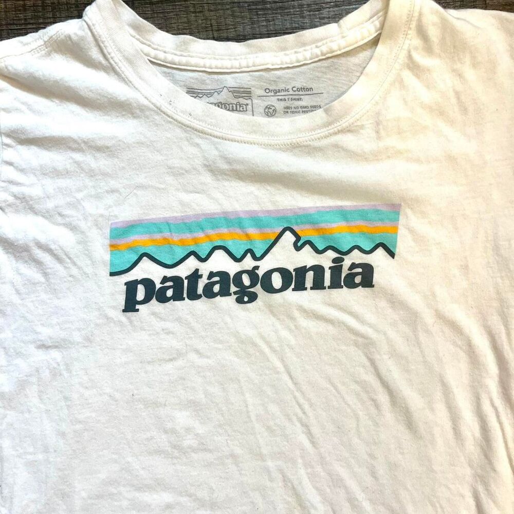 Women’s Patagonia Organic Cotton White tee t-shirt